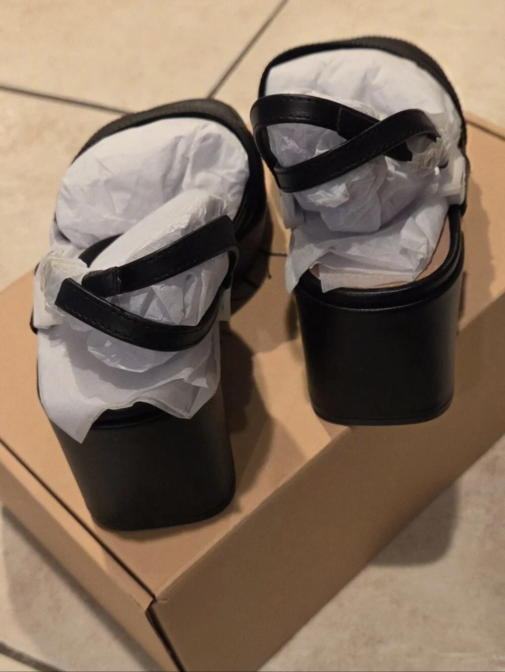 Wydr Stella Platform Sandals — Black 6WW - Extra Wide NWT